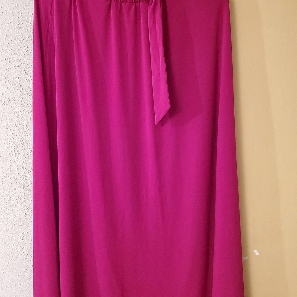 Clothes - Picture 10 of 17